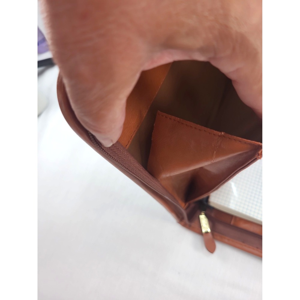 DOONEY & BOURKE All Weather Leather 3 Ring Binder Planner Organizer - Picture 8 of 16